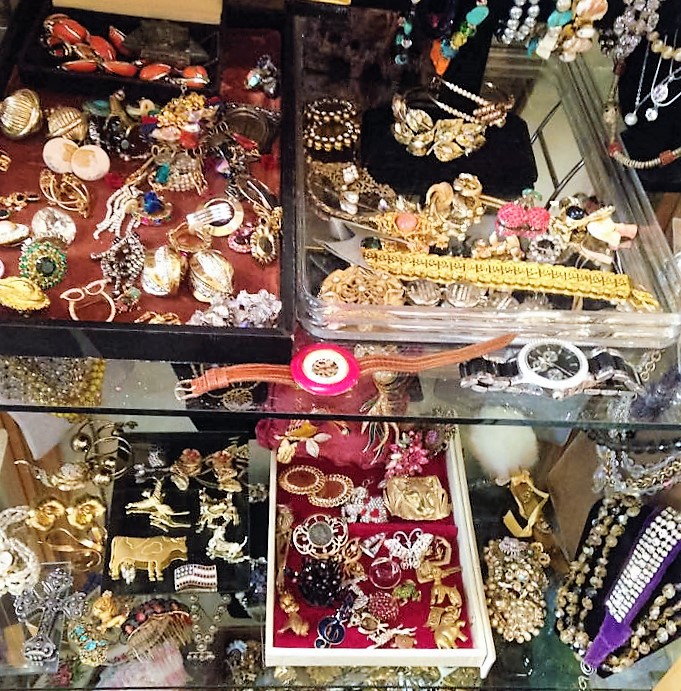 Stuff For Sale Costume Vintage Jewelry Fort Worth JunkerVal