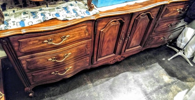 Vintage Drexel French Provincial Bedroom Set Real Wood Very